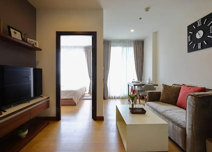Luxury Apartment In Down Town