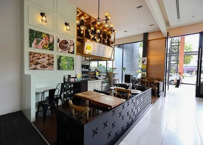 Luxury Apartment In Down Town